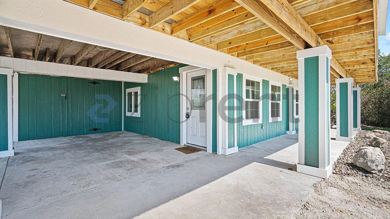 257 W Club Oak Ln — Photo 2