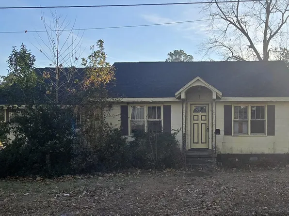 1406 East St, Lumberton, NC 28358