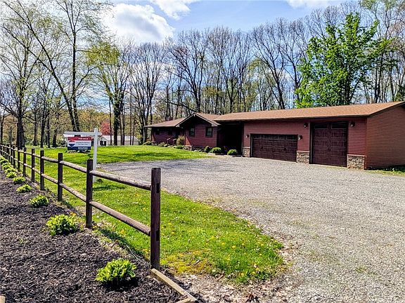 4th image of 141 Hall Rd