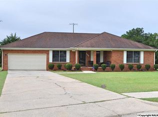6400 Thistle Ln NW, Huntsville, AL 35810