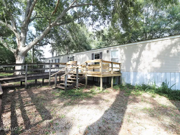 21301 Houston Ladner Rd, Saucier, MS 39574