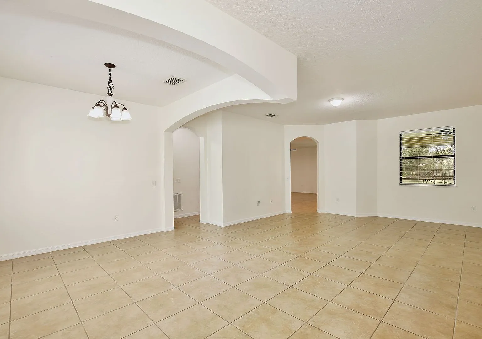 Water-View 4BR/3BA with 3-Car Garage in Gated North Shore - Near Lake Nona & Medical City — Photo 2