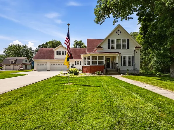 809 E Center St, Ottawa, IL 61350
