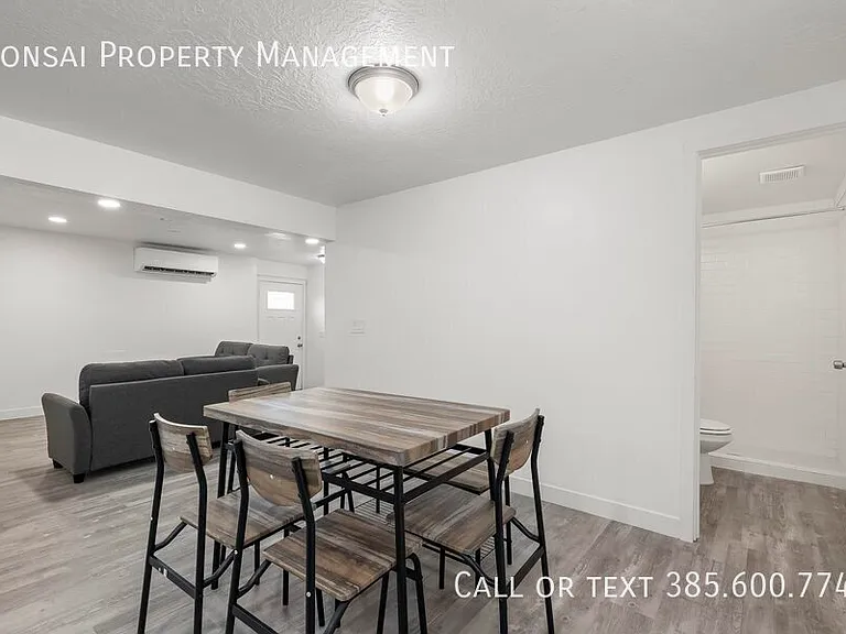 1641 Sandhill Rd — Photo 11