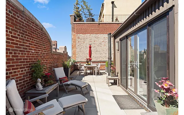 Sold by Douglas Elliman | media 2