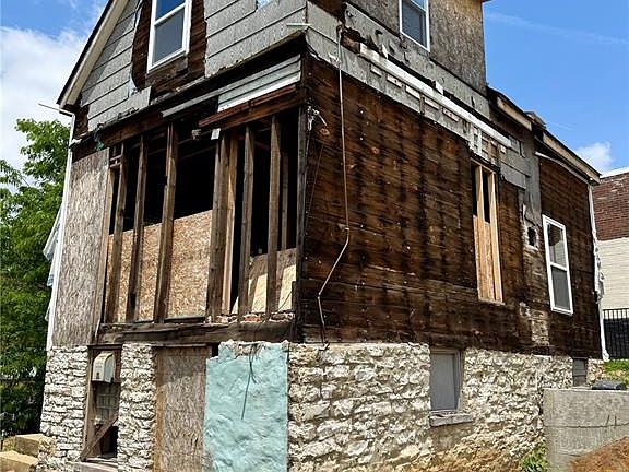 2nd image of 5322 Michigan Ave