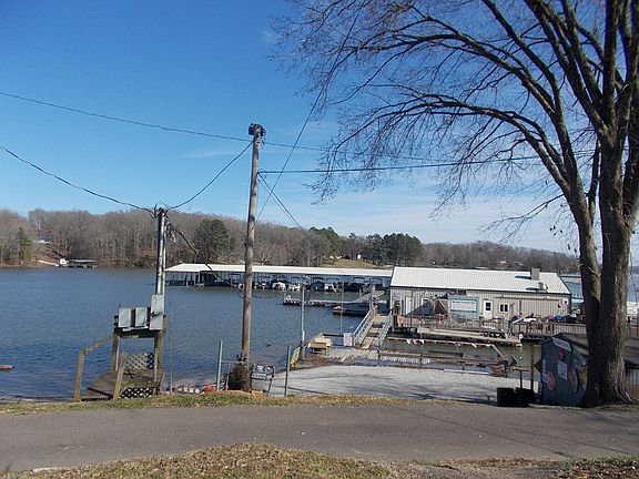 4th image of 64 Beaverdam Lodge Cir