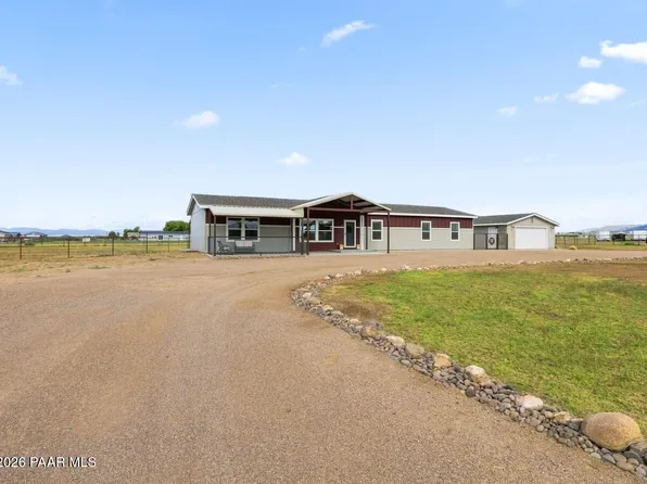 26320 N Vineyard Ln, Paulden, AZ 86334