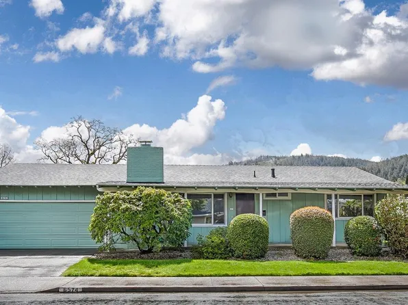 6574 Stone Bridge Road, Santa Rosa, CA 95409