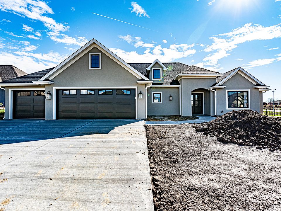 1st image of 6404 Cobble Creek Dr