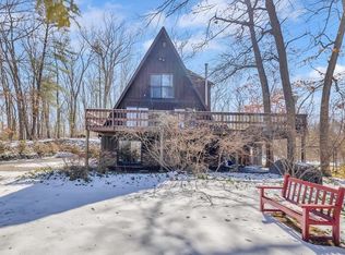 49 Red Bridge Rd, Wilbraham, MA 01095