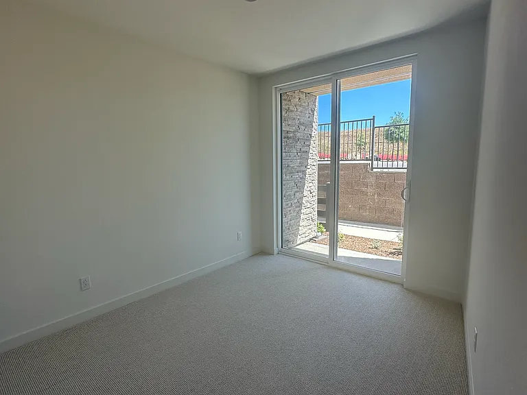407 Caliper Way — Photo 1