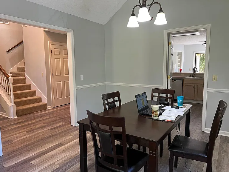 7 Golden Hind Dr — Photo 9