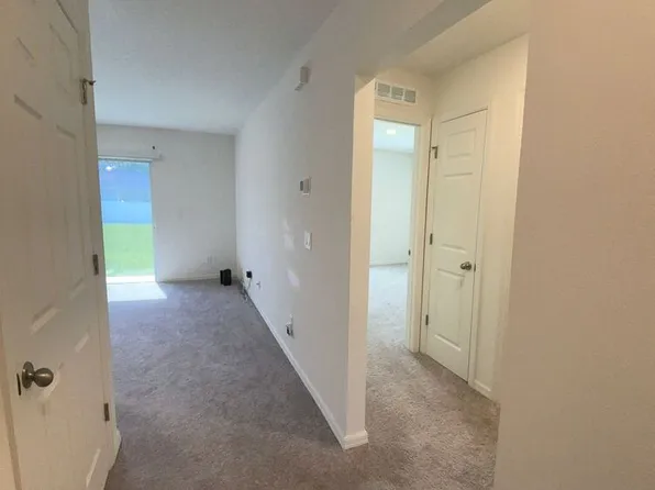 1864 Red Bud Cir NW, Palm Bay, FL 32907