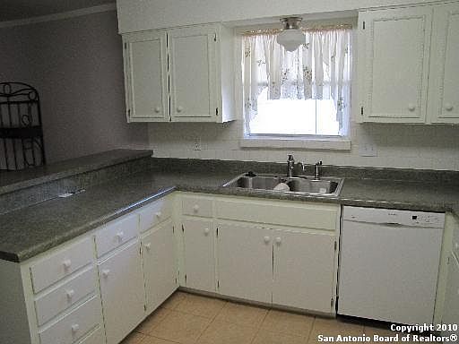 5th image of 10714 Grand Haven Dr