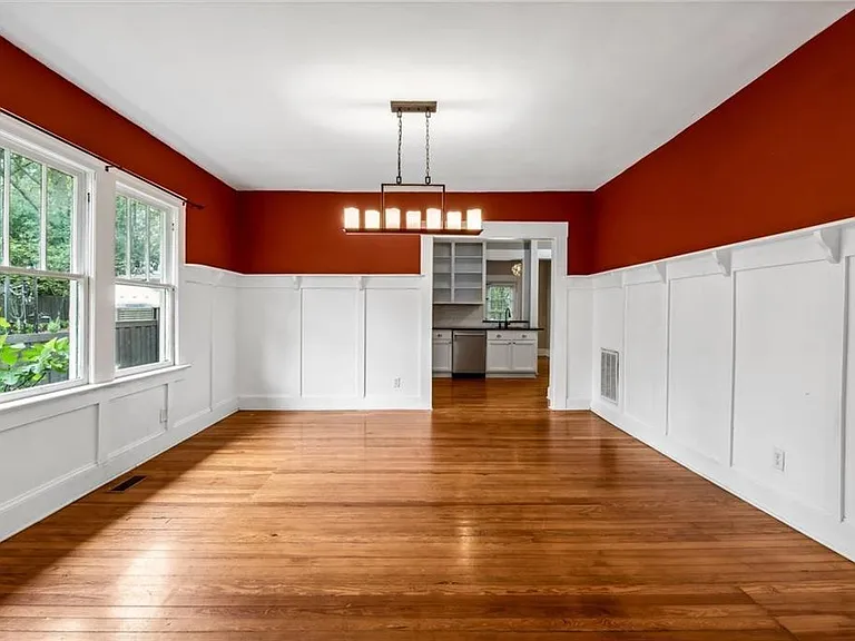 976 Hall Pl NW — Photo 8