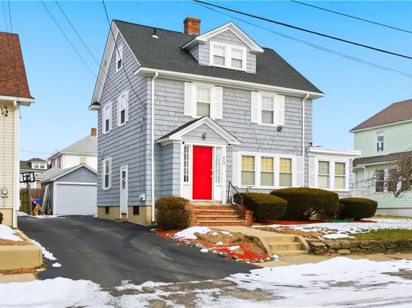 50 Welfare Ave, Cranston, RI 02910