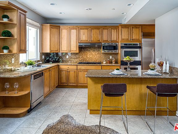 5th image of 1450 S Beverly Dr APT 106