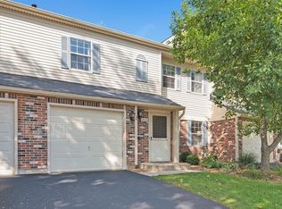 921 Wesley Ln, Algonquin, IL