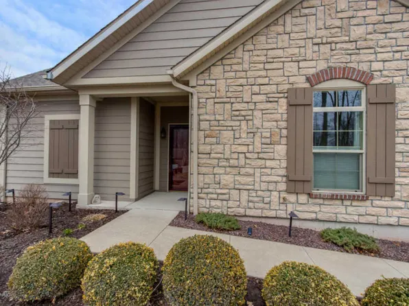 1042 Bridge Crest Dr, Ada, MI 49301