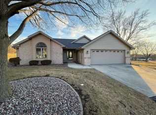 18 Ridgewood Ct, Fond Du Lac, WI 54937