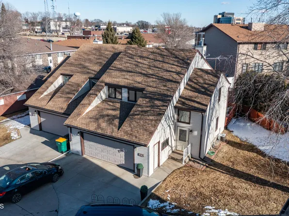 943 E Central Ave, Bismarck, ND 58501