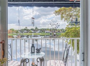 Lago Del Rey, Hialeah, FL 33015