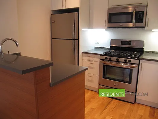 Rented by Residents Team | media 20