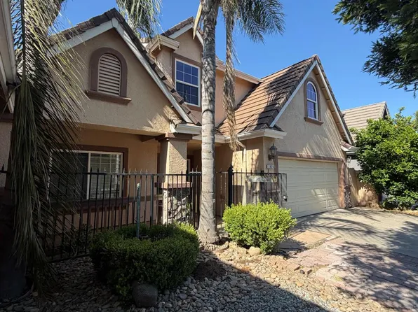 2825 Donner Trl, Riverbank, CA 95367