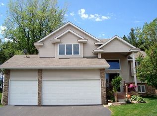 9301 Niagara Ln N, Maple Grove, MN 55369