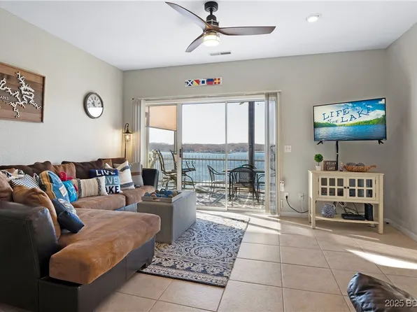 803 W Harbour Towne Dr #803W, Lake Ozark, MO 65049