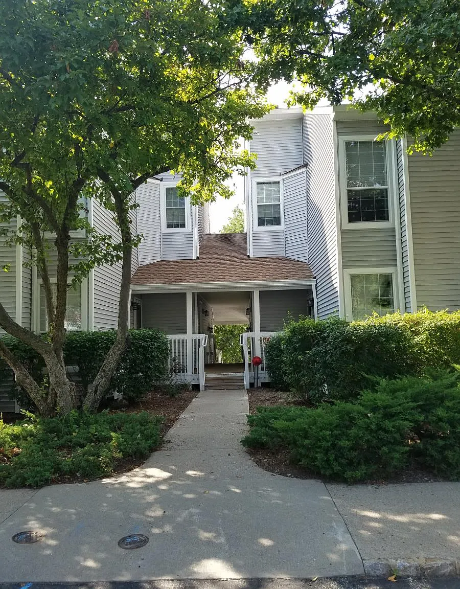 1 bed, 804 sqft, $2,500 — Photo 1