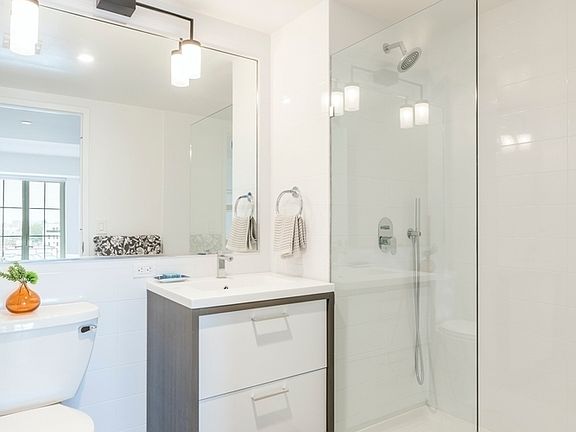 5th image of 350 Clarkson Ave APT 632