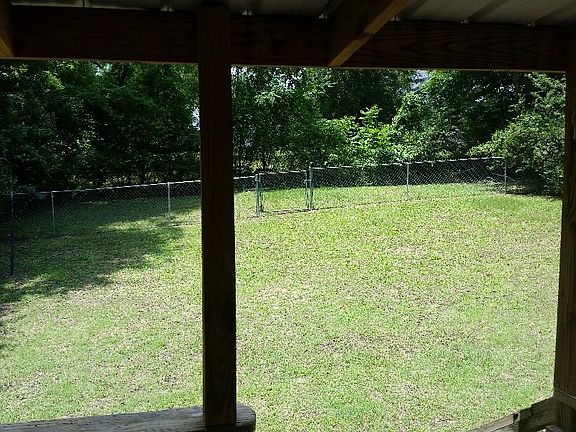 Fenced Rear yard 