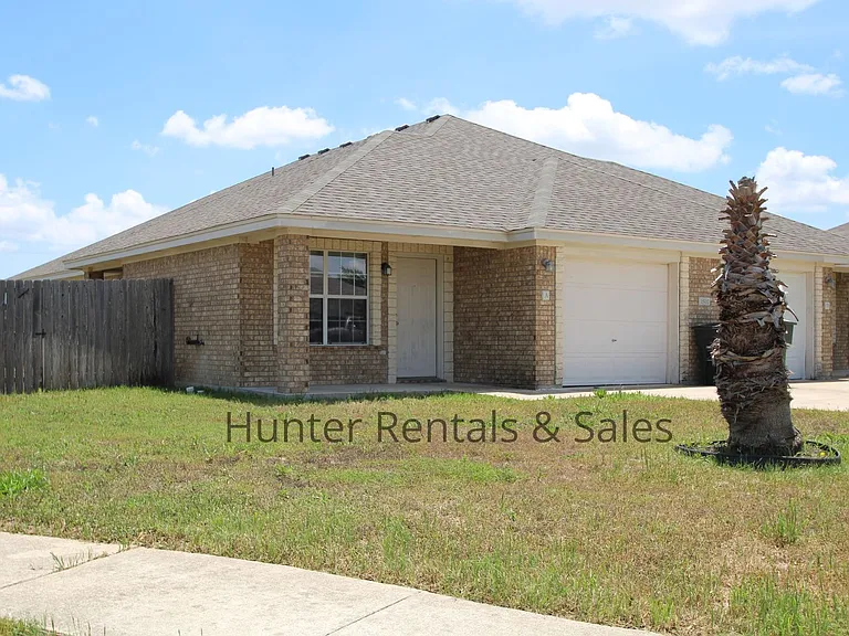 1502A Golden Eagle Ct — Photo 2
