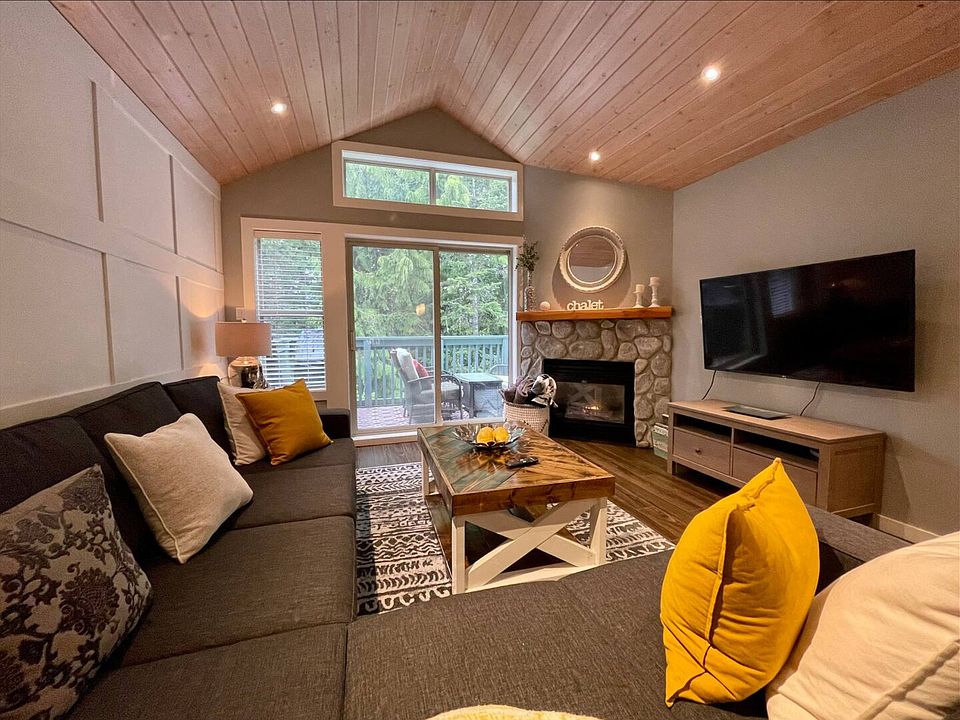 Living Room 5_07182025