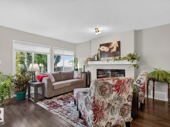 5495 Crabapple Loop SW, Edmonton, AB T6X 1S5