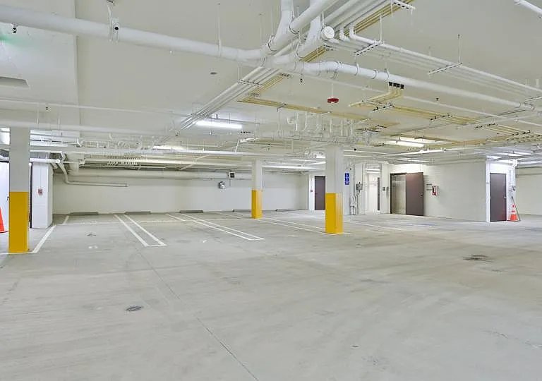 12700 Moorpark St #301 — Photo 22