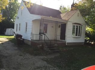 29225 Hazelwood St, Inkster, MI 48141