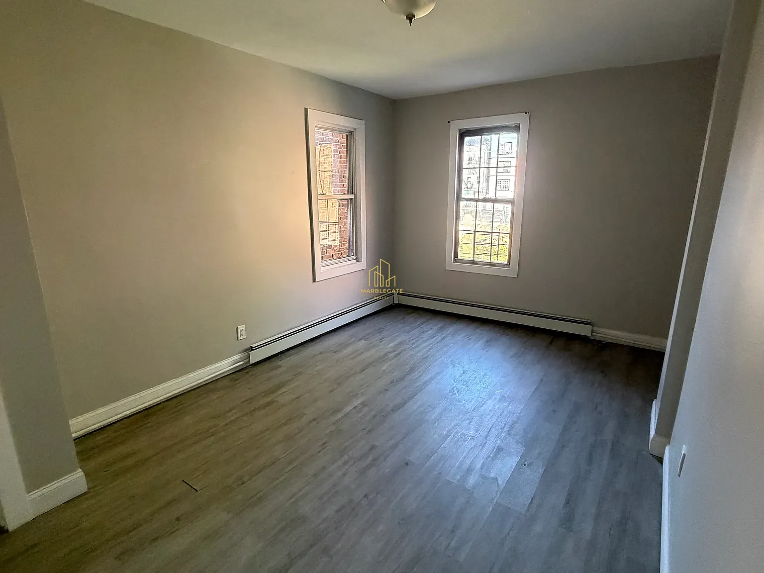 2 bed, 850 sqft, $1,950 — Photo 3