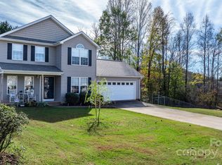 1155 Counselor Dr, Newton, NC 28658