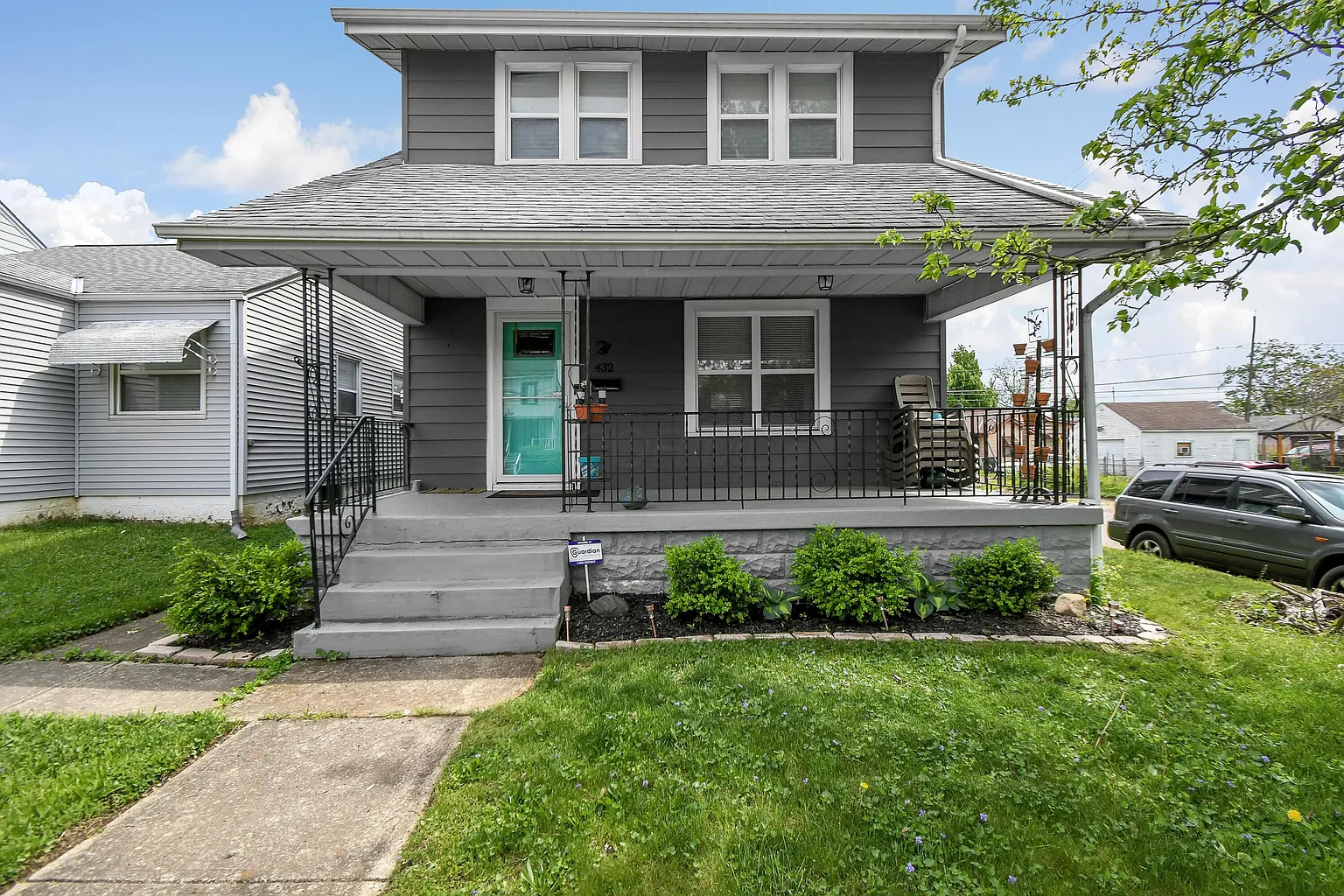 432 Townsend Ave photo 1