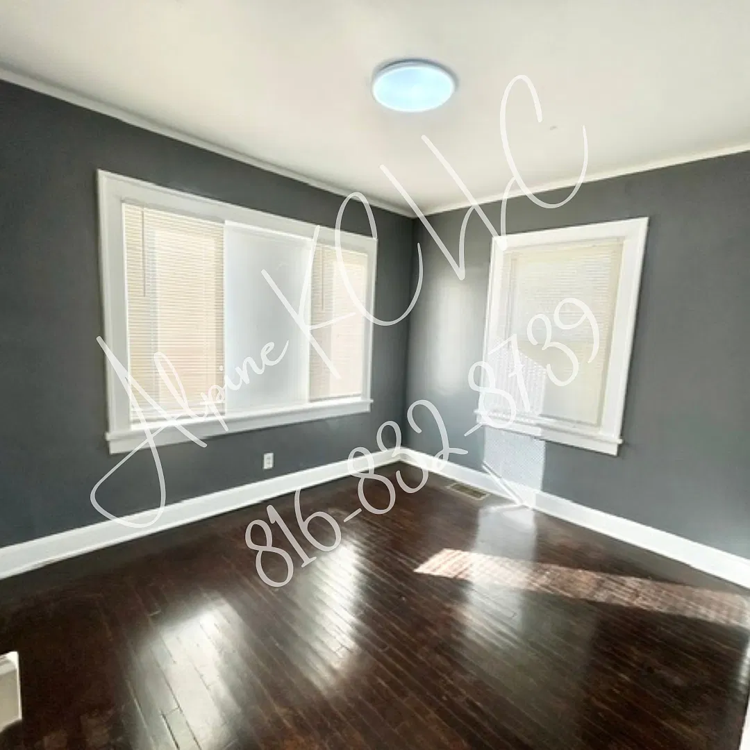 3 bed, 950 sqft, $1,175 — Photo 2