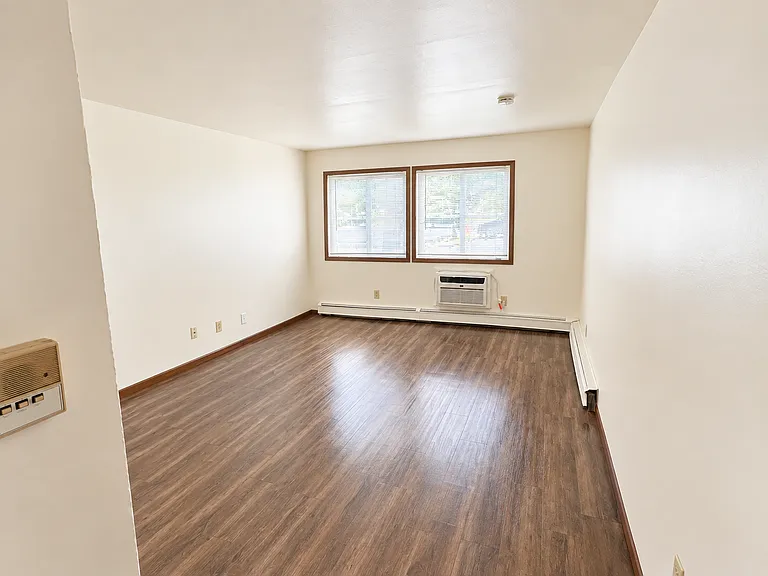 Liberty Valley Apartments — Photo 18