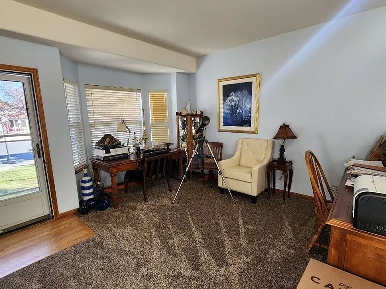 7930 Silver Maple Ln — Photo 2