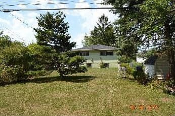 4th image of 89 Mayberry Dr E