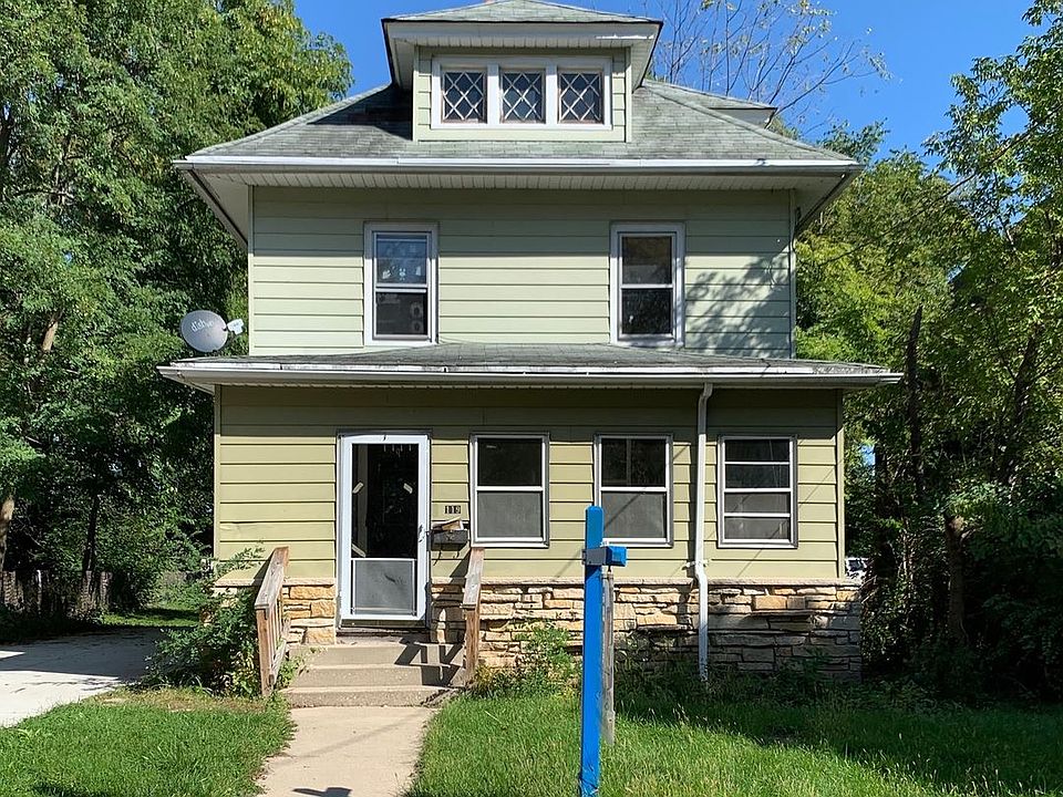 1st image of 119 Randall St