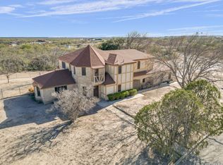 126 Packsaddle Circle, Del Rio, TX 78840