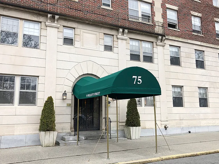 75 Willett — Photo 17