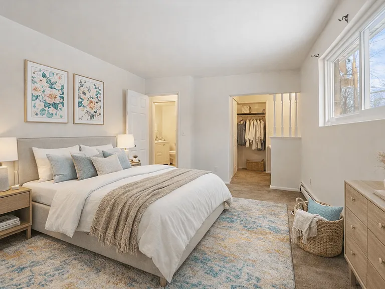 Hillcrest Apartments — Photo 7